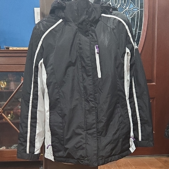ZeroXposur Jackets & Blazers - ZeroXposur Black and White Ski Jacket with Purple Accents, PL